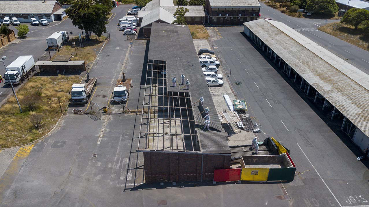 Indawo Asbestos Roof Removal 1.jpg